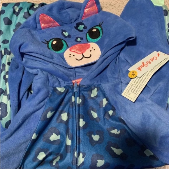 Cat & jack girls pajama onesie xsmall 4-5 - Picture 3 of 5